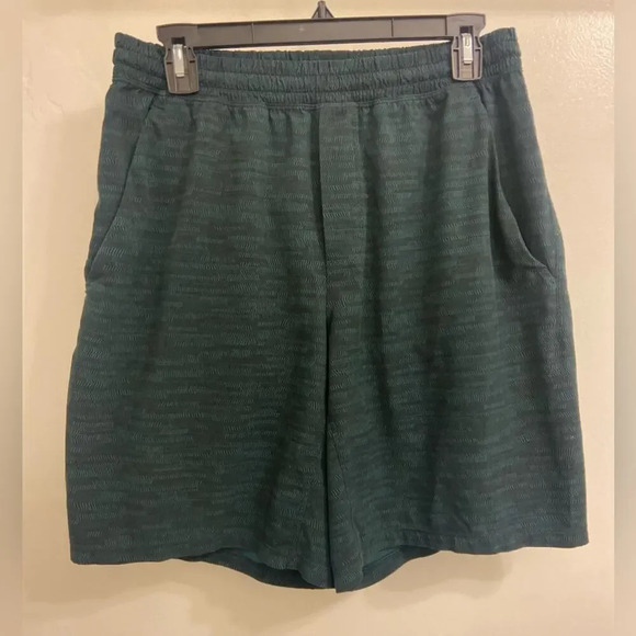 Lululemon Pace Breaker Short Linerless Dark Emerald Black Size Medium - Picture 1 of 7